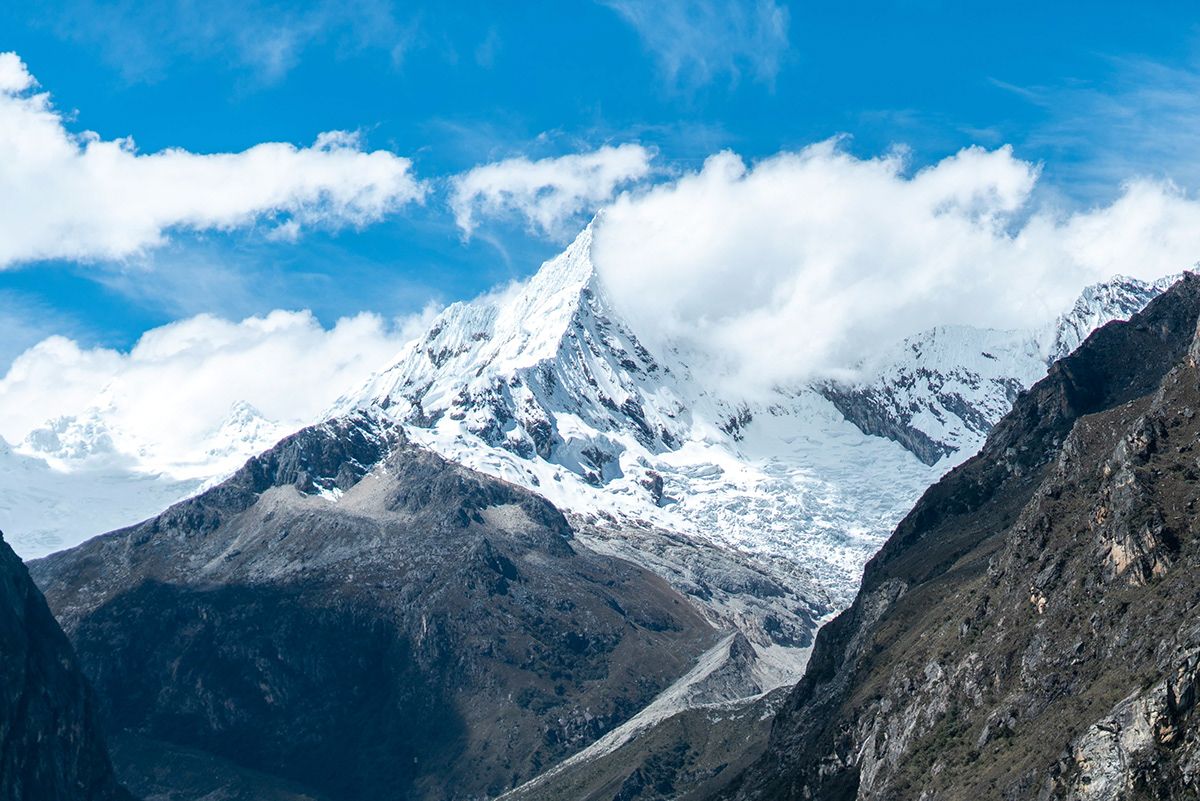 Huaraz, photographed by Jonathan Byrne